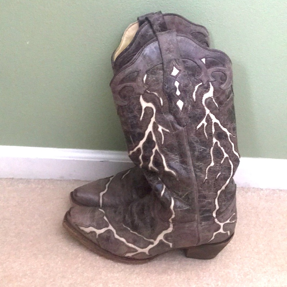 Corral Boots size 8 1/2